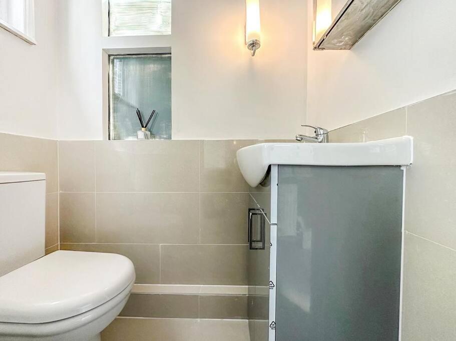 New Cosy Luxury 3 Bedroom House In Battersea London Exterior photo